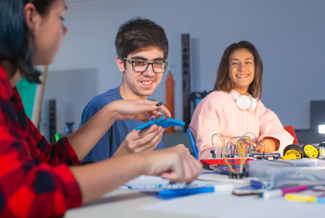 escuela-de-robotica-2
