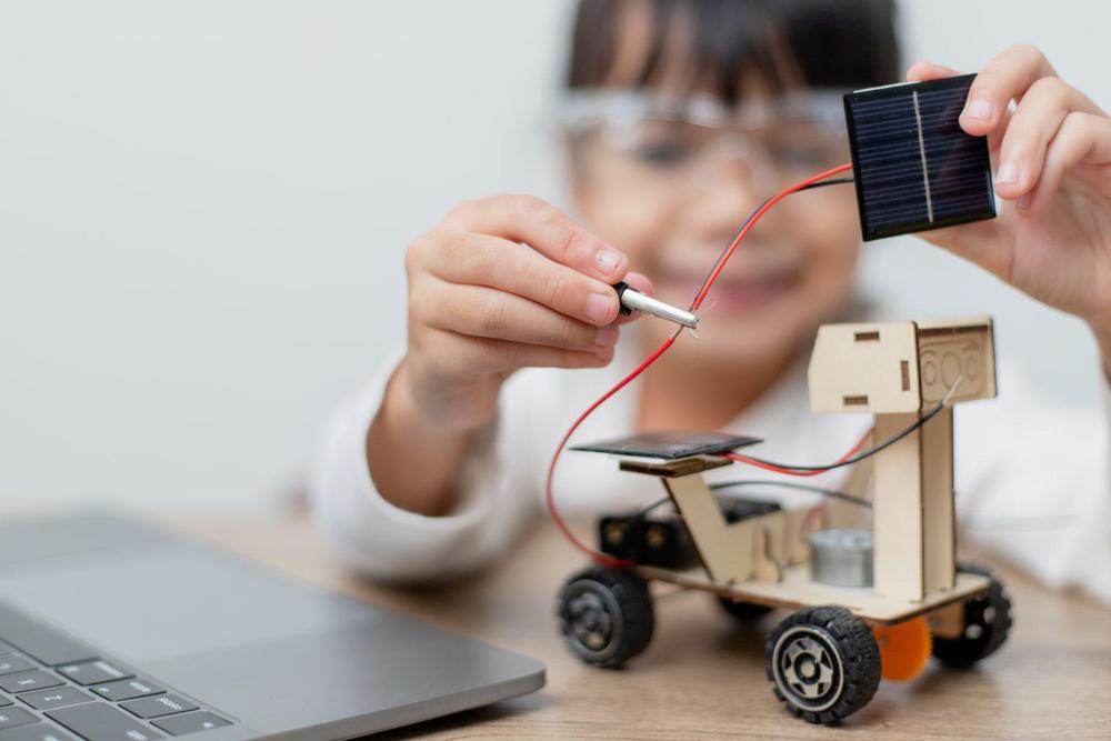 asia-students-learn-home-coding-robot-cars-electronic-board-cables-stem-steam-mathematics-engineering-science-technology-computer-code-robotics-kids-concept-1536x1024