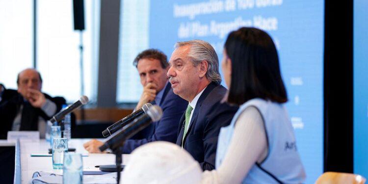 Alberto-Fernandez-750x375