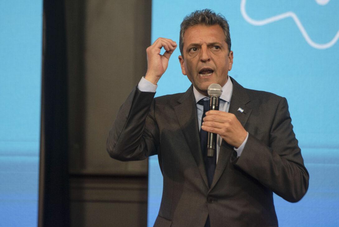 13-10-2023_el_ministro_de_economia_y-2-1089x730
