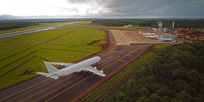 Aeropuerto-de-Puerto-Iguazu1