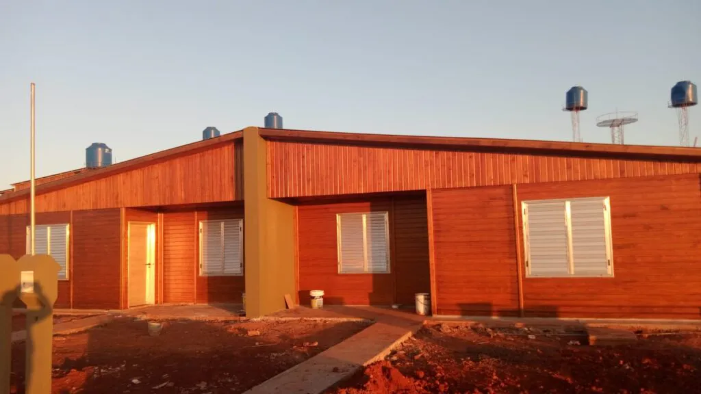 1.2-Se-inscribieron-5.294-personas-para-participar-en-el-sorteo-de-cupos-por-viviendas-en-Itaembe-Guazu-1024x576