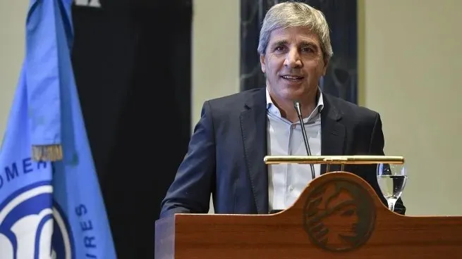 Luis-Caputo-