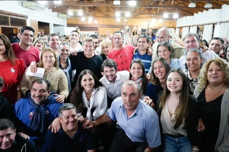 Presentacion-candidatos-Frente-Renovador-Neo-en-Eldorado